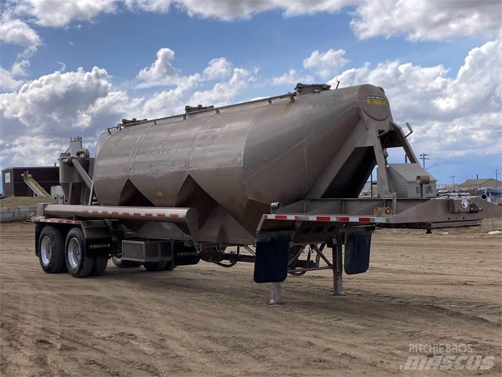 Fruehauf  Tank Trailers