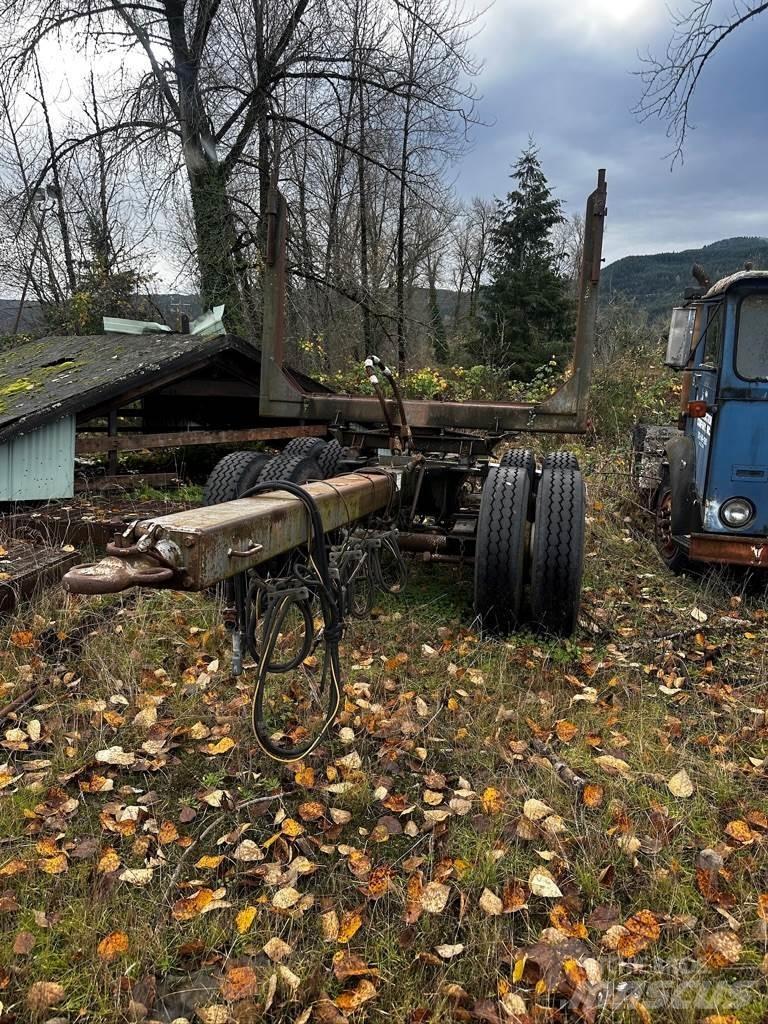 General  Logging semi-trailers