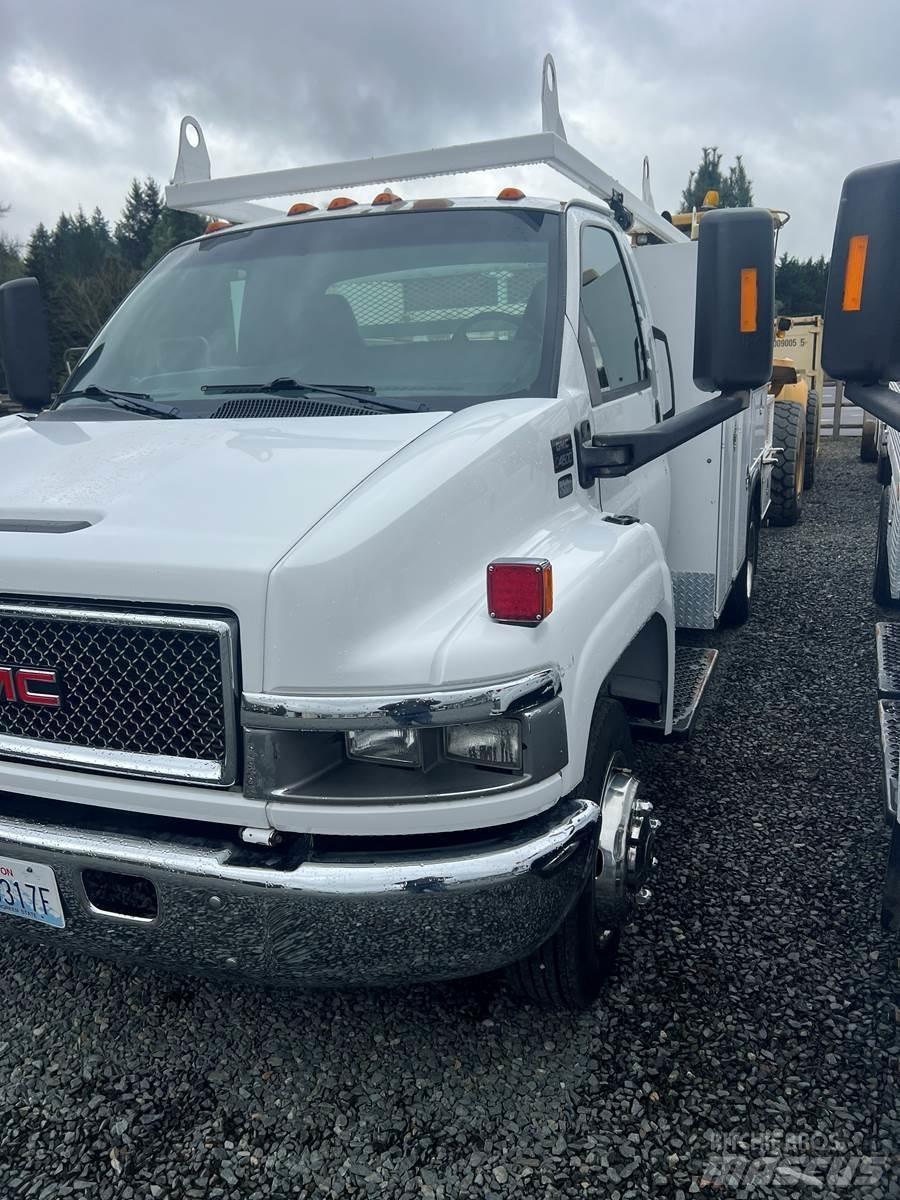 GMC 4500 Work Trucks / Municipal