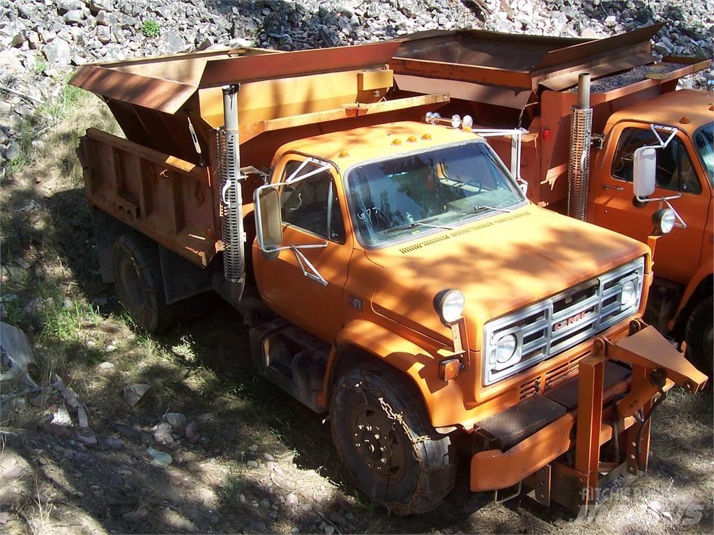 GMC Other Snow Blades And Plows
