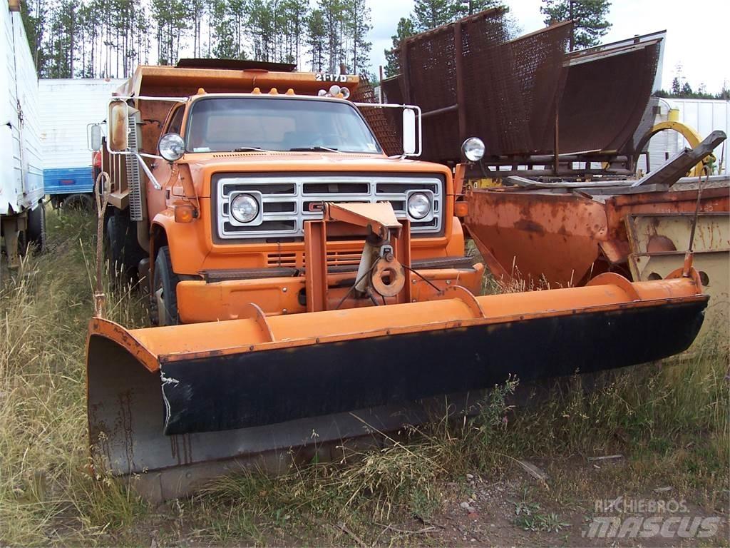 GMC Other Snow Blades And Plows