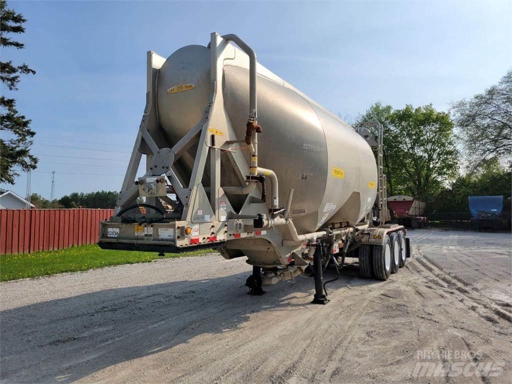 Heil  Tank Trailers