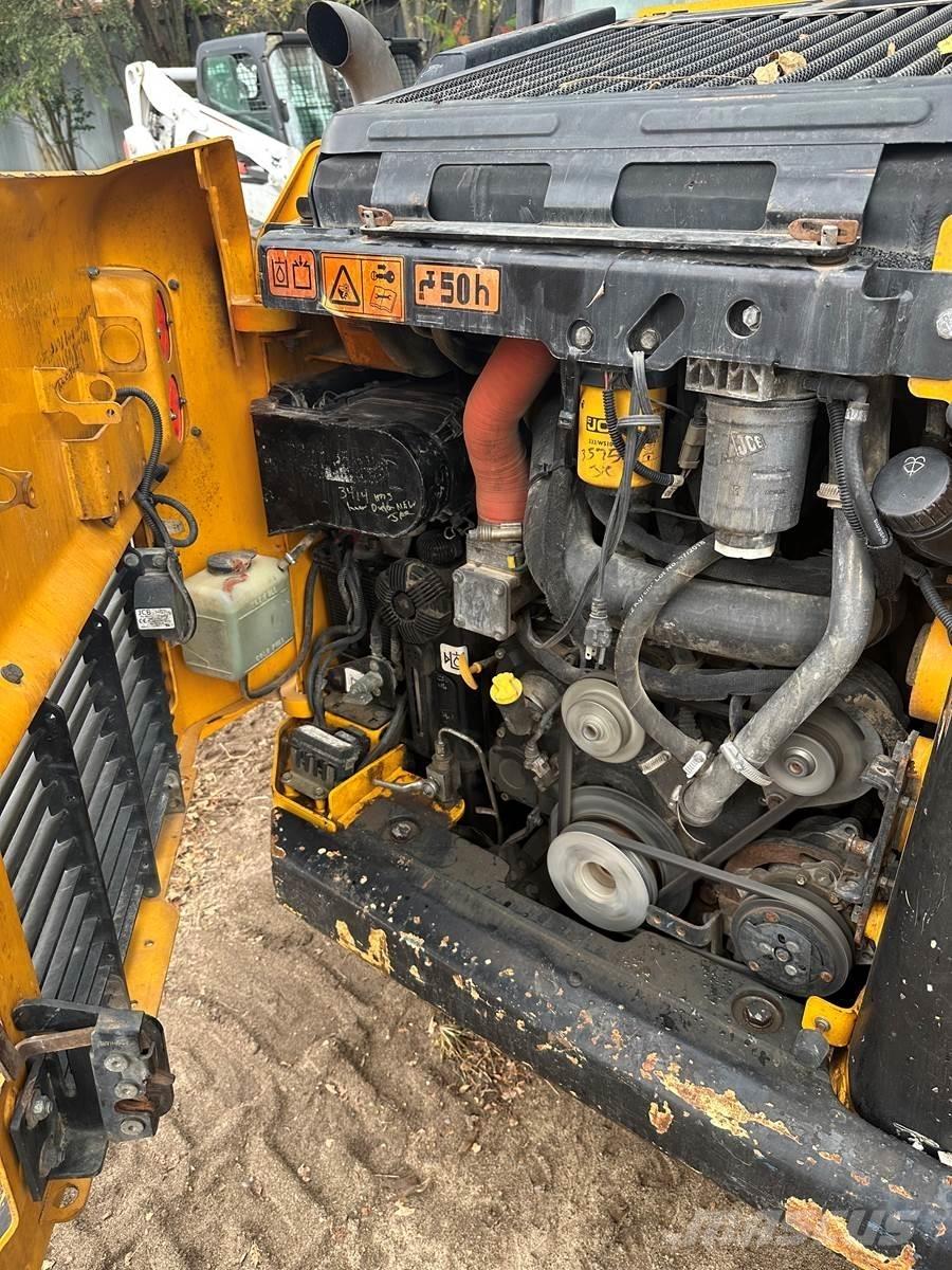 JCB 215T Skid Steer Loaders