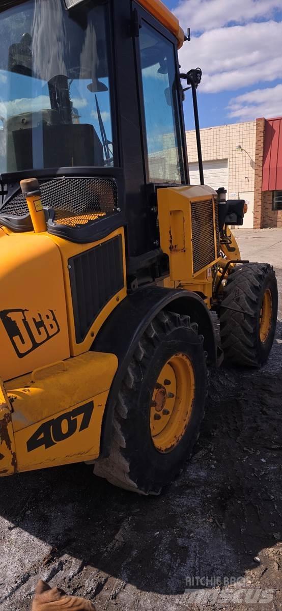 JCB 407 Wheel Loaders