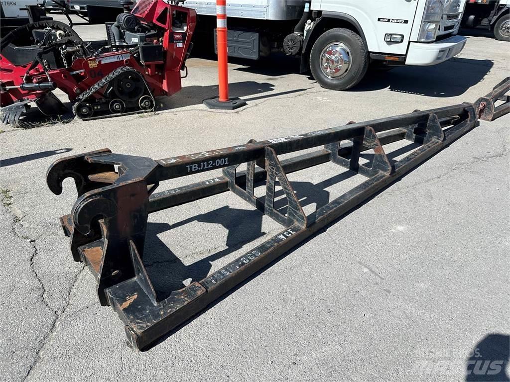 JLG 12 FT Other Attachment / Components