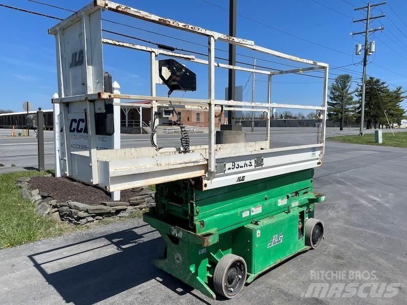 JLG 1932RS Scissor Lifts