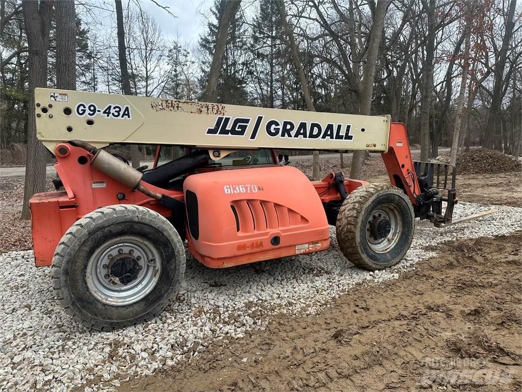 JLG G9-43A Telescopic Handlers