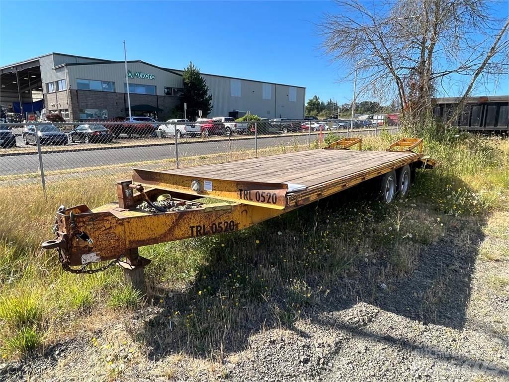 Kiefer  Flatbed Trailers