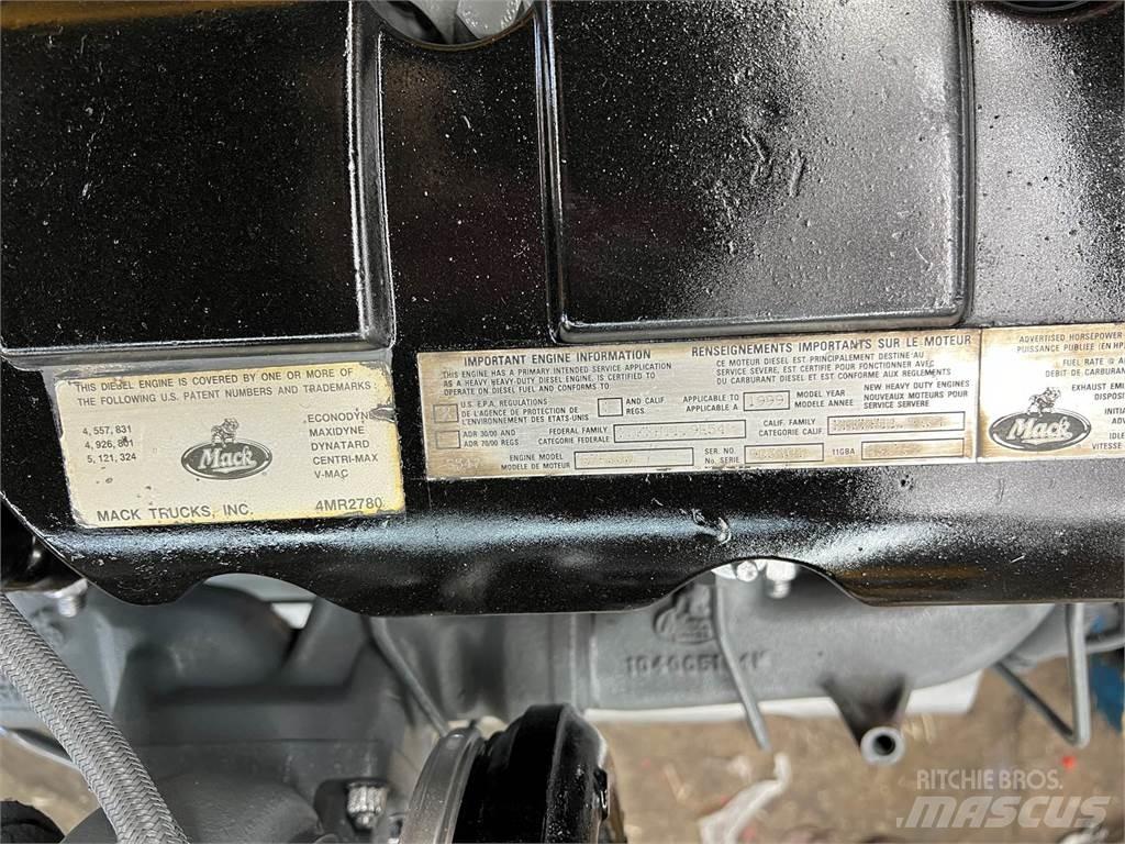 Mack E7 Engines