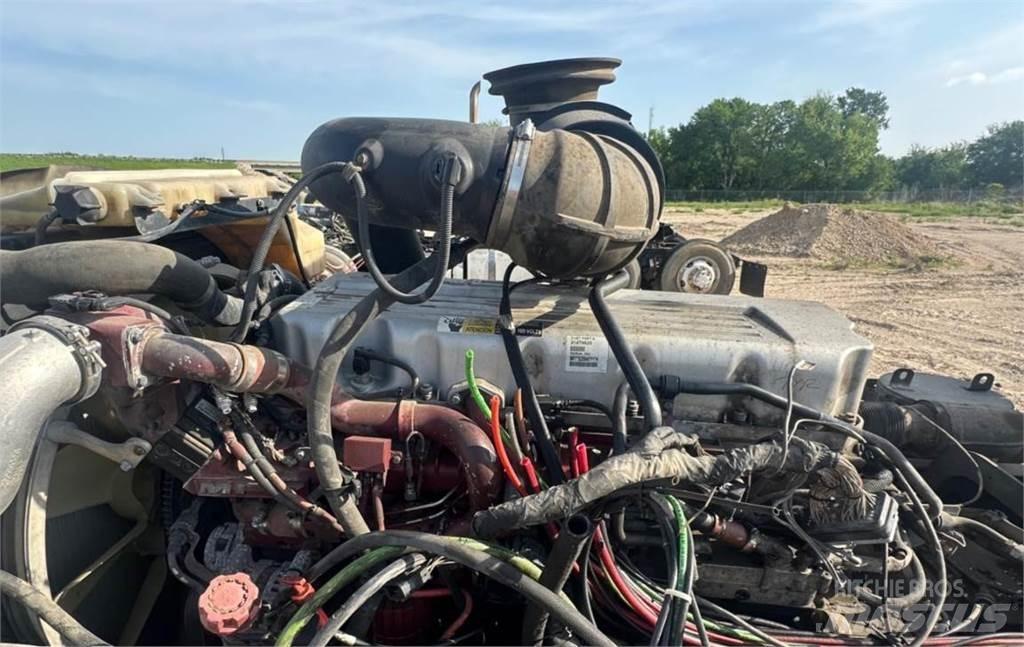 Mack MP7 Engines