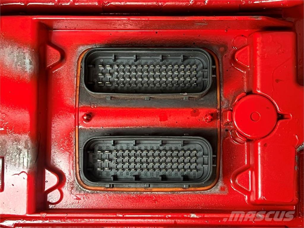 Mack MP7 Electronics
