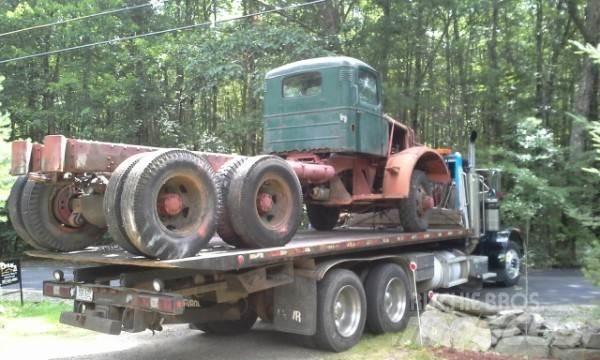 Mack NM Conventional Trucks / Tractor Trucks