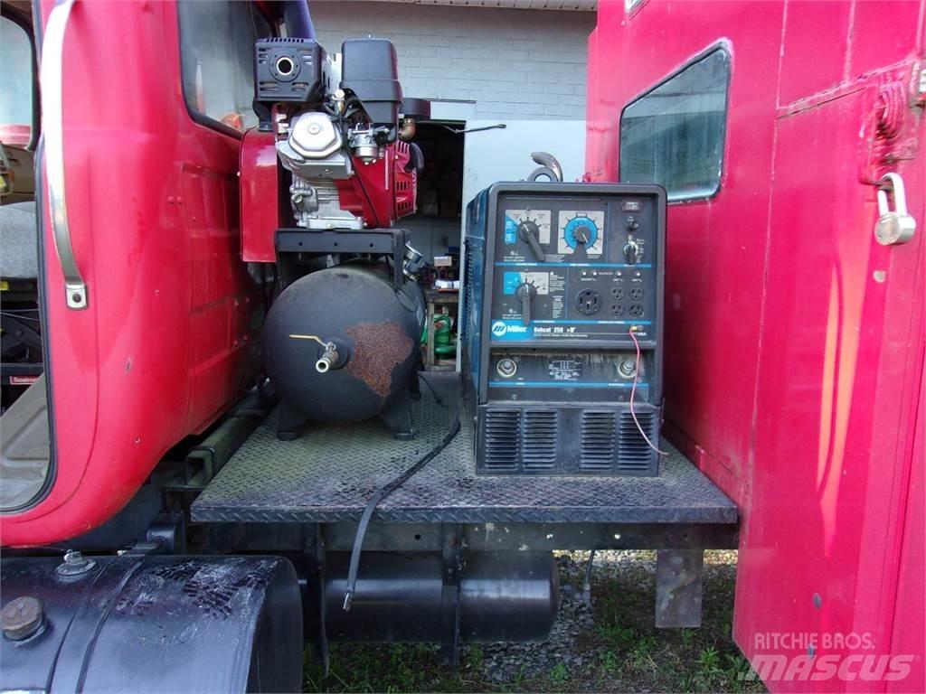 Mack Other Work Trucks / Municipal