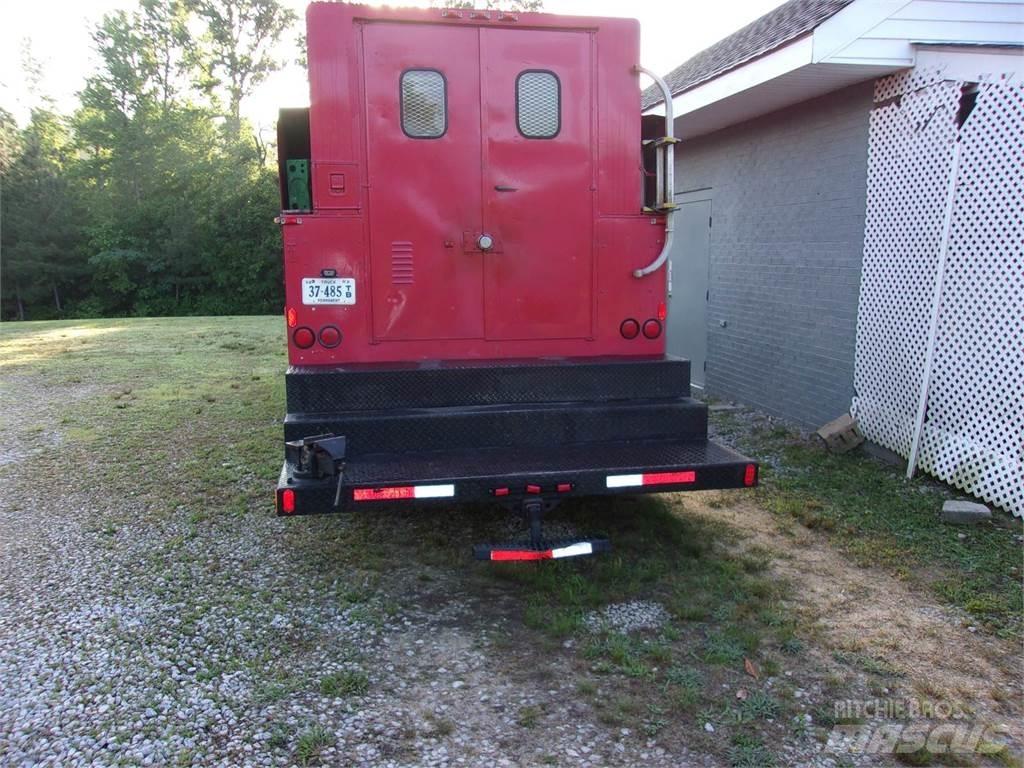Mack Other Work Trucks / Municipal