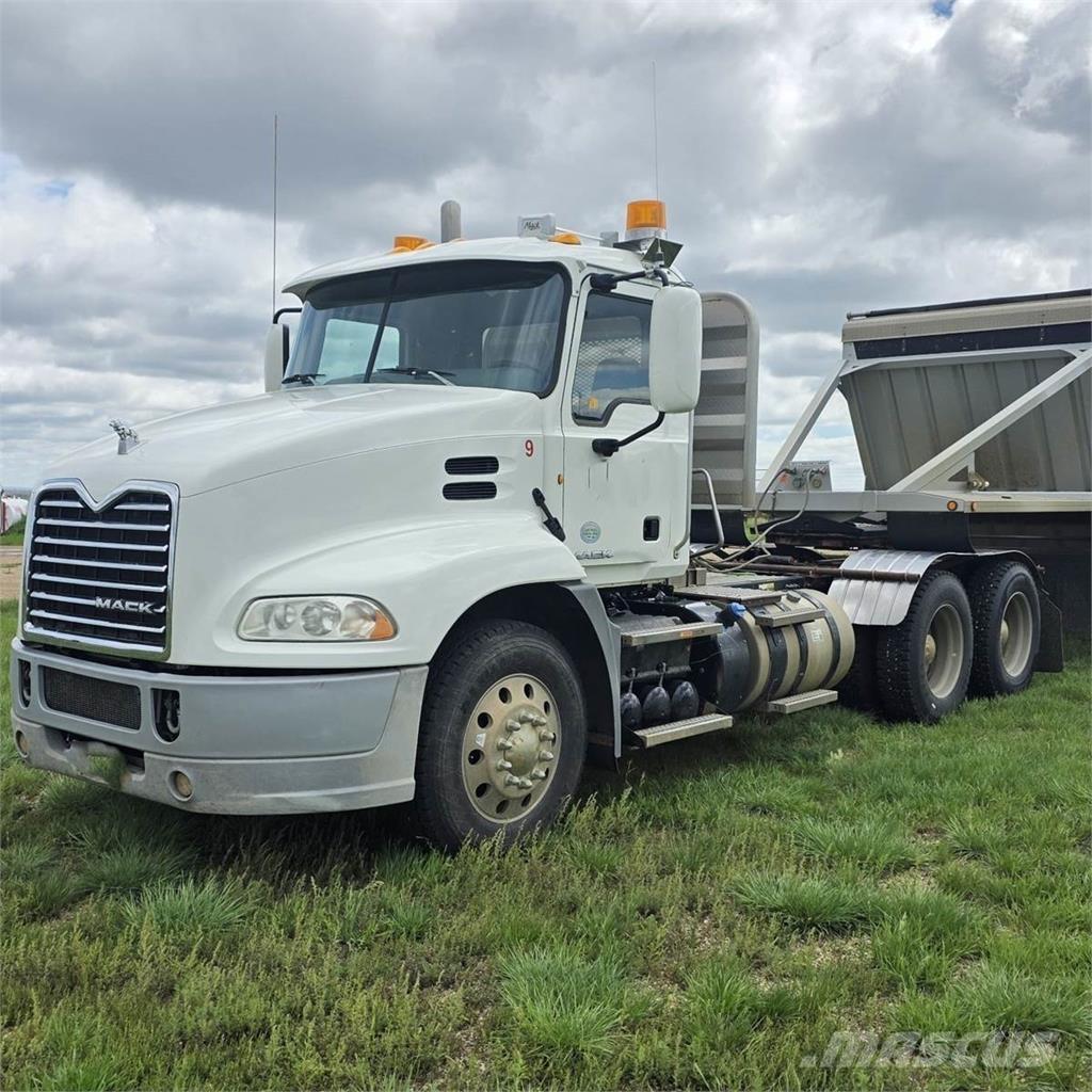 Mack Other Conventional Trucks / Tractor Trucks