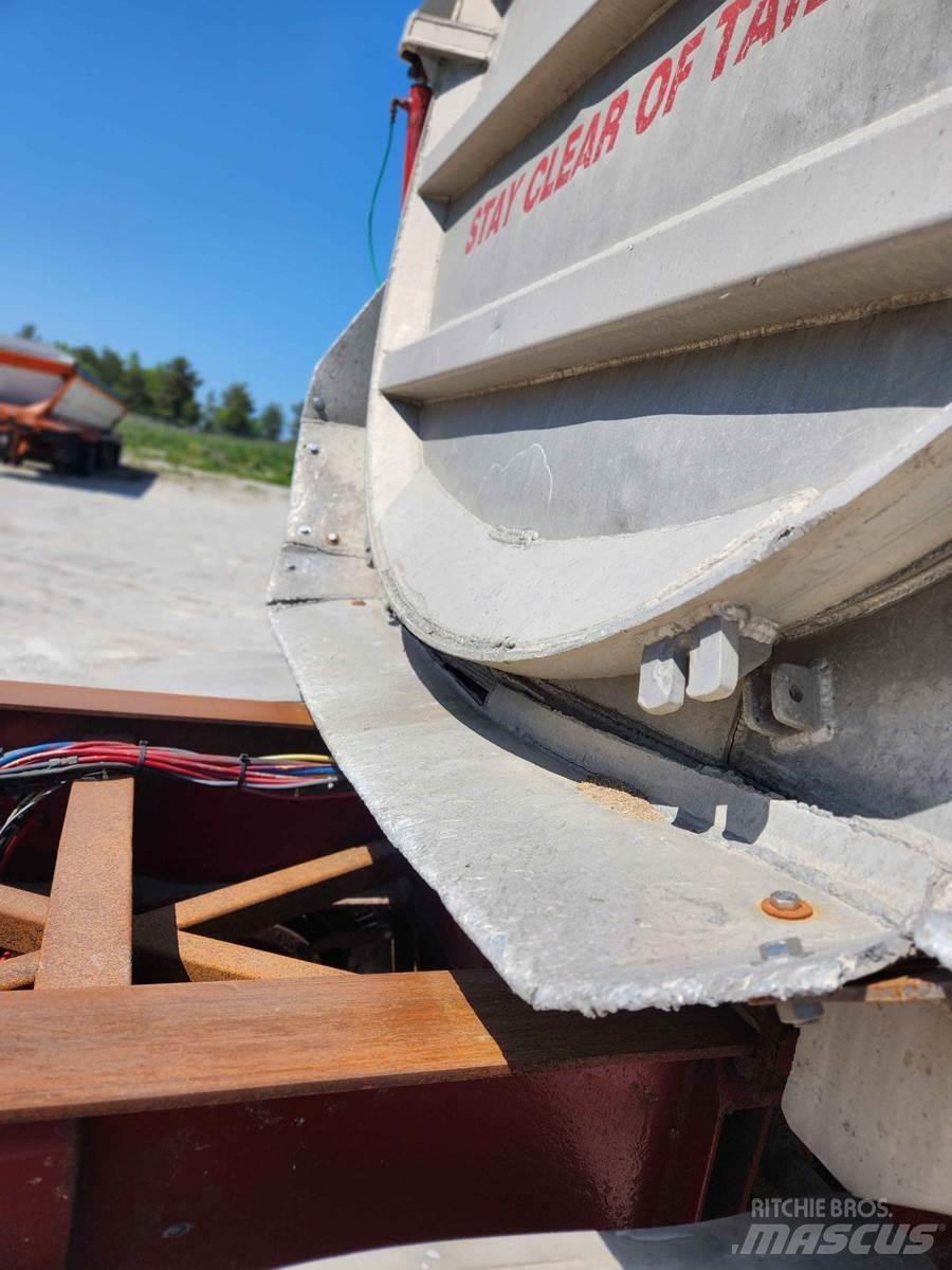  RAGLAN Dump Trailers