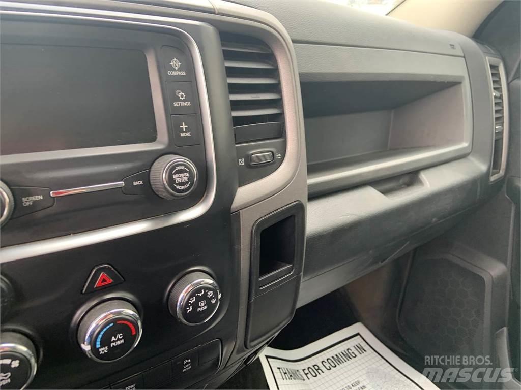 RAM 2500 Pickup Trucks
