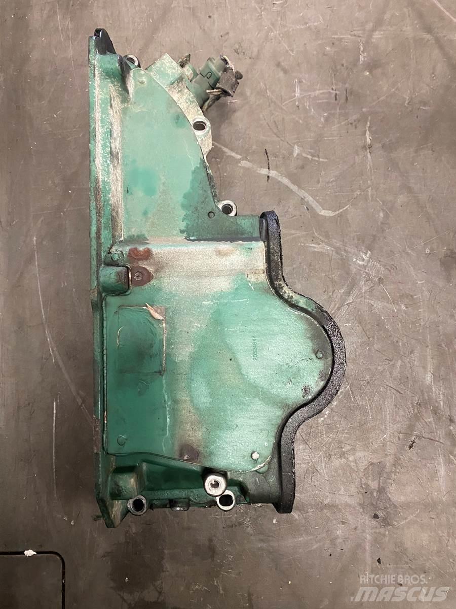  Unmarked Electronics
