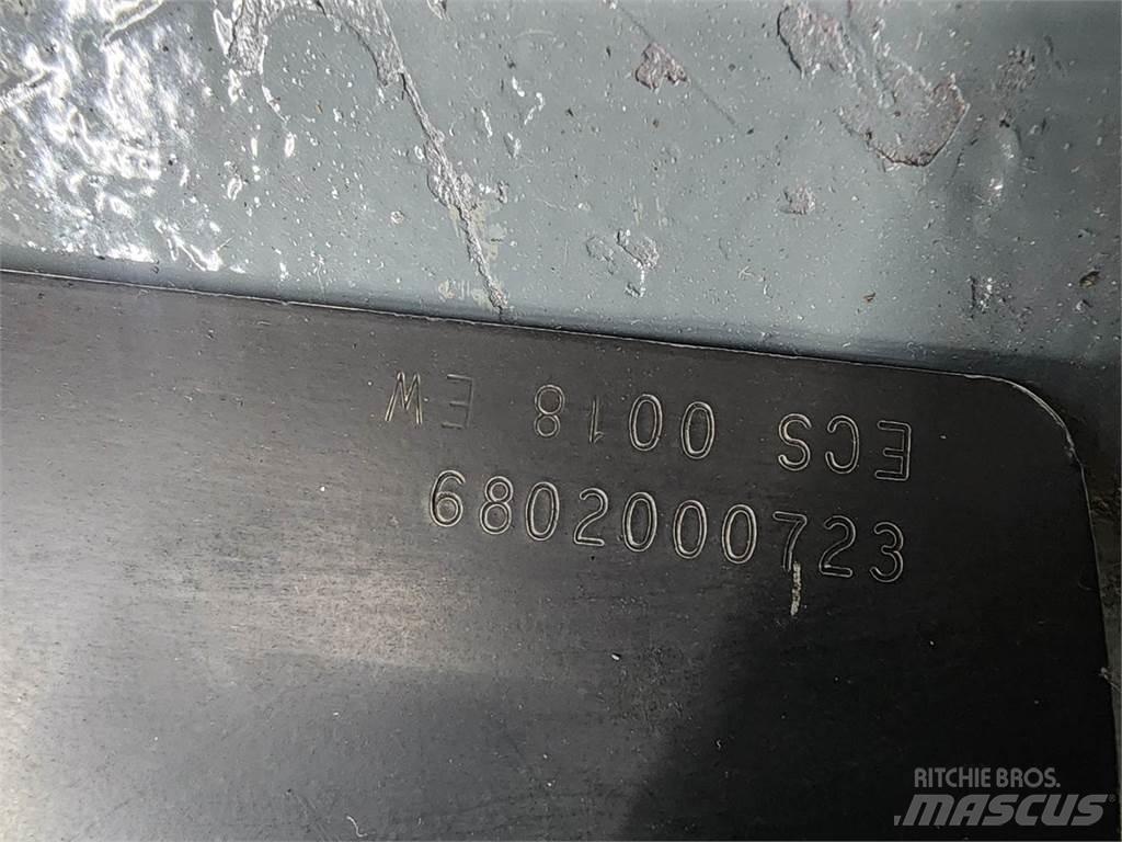  Unmarked Other Components