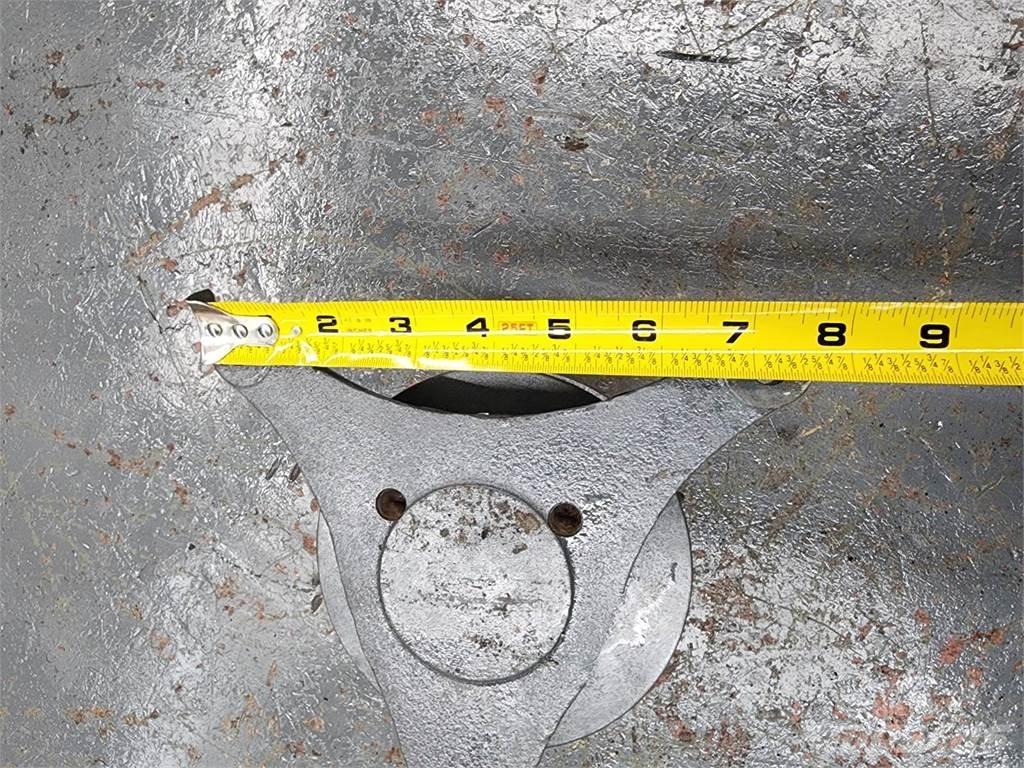  Unmarked Other Components