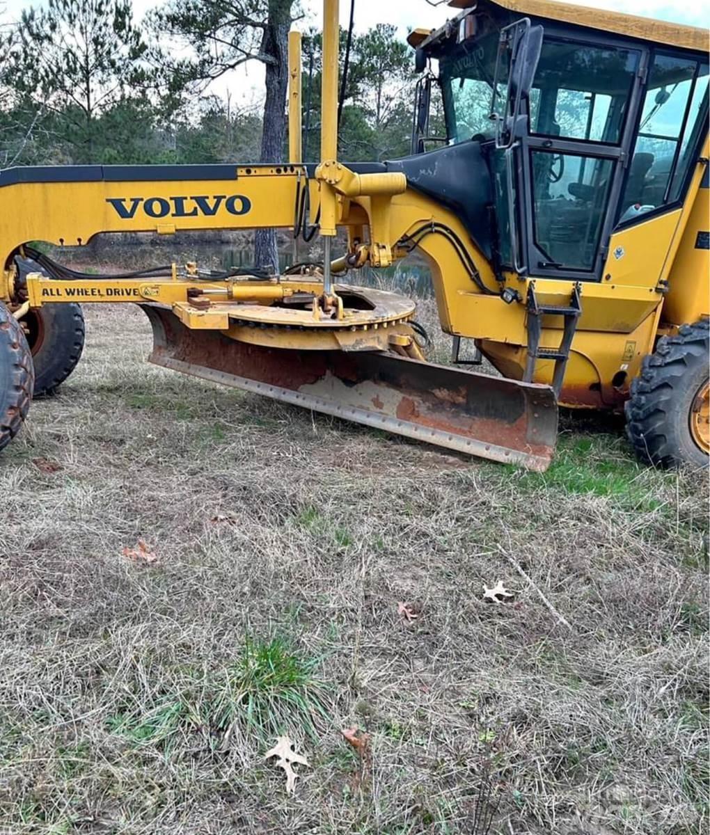 Volvo G946 Motor Graders