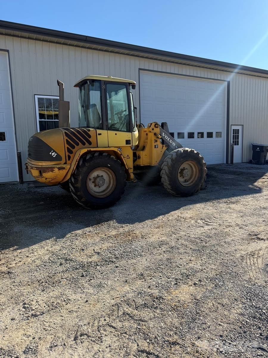 Volvo L45 Wheel Loaders
