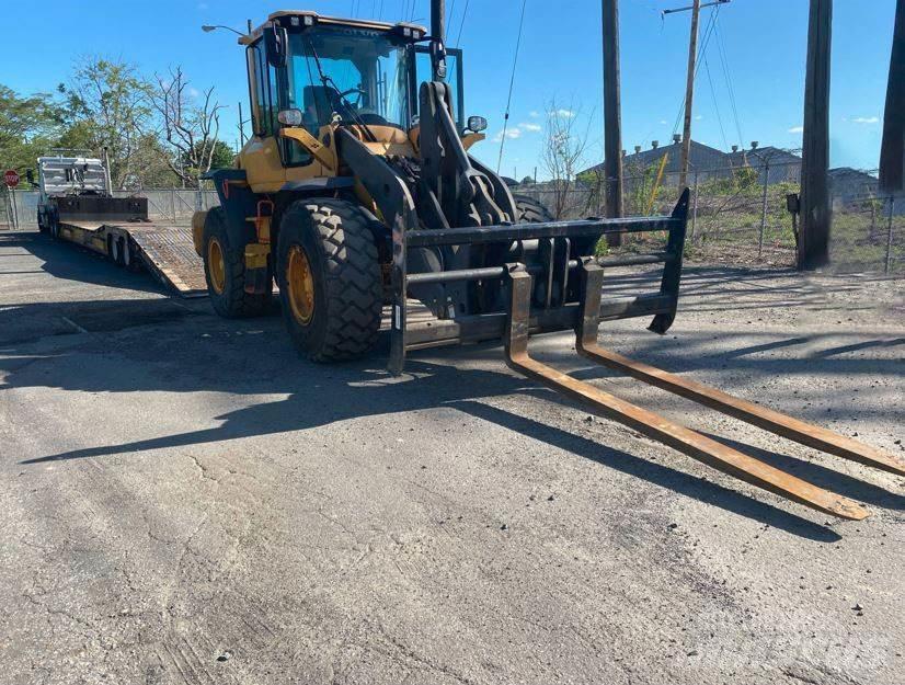Volvo L90H Wheel Loaders