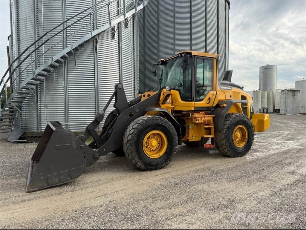 Volvo L90H Wheel Loaders