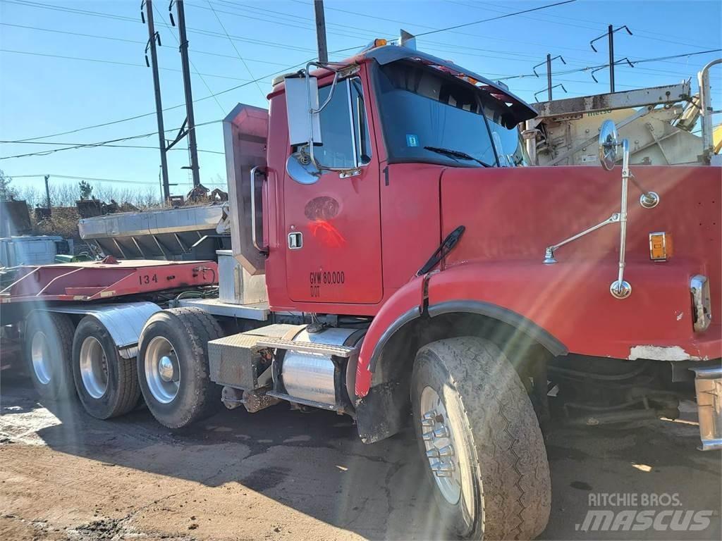 Volvo WG64 Conventional Trucks / Tractor Trucks