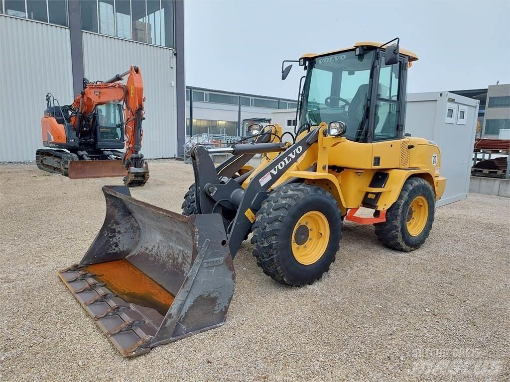 Volvo L30G Wheel Loaders