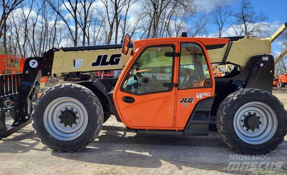 JLG 742 Telescopic handlers