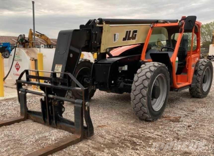 JLG 943 Telescopic Handlers