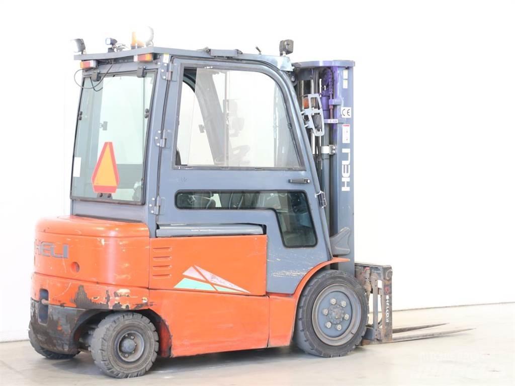 Heli CPD35 Electric Forklifts