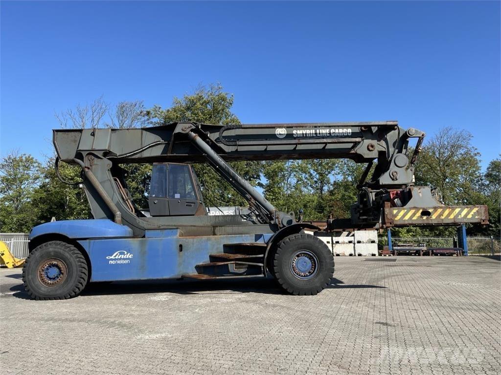 Linde C4230 TL5 Reach trucks