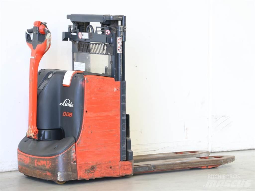 Linde D08/1160-00 Pedestrian stacker