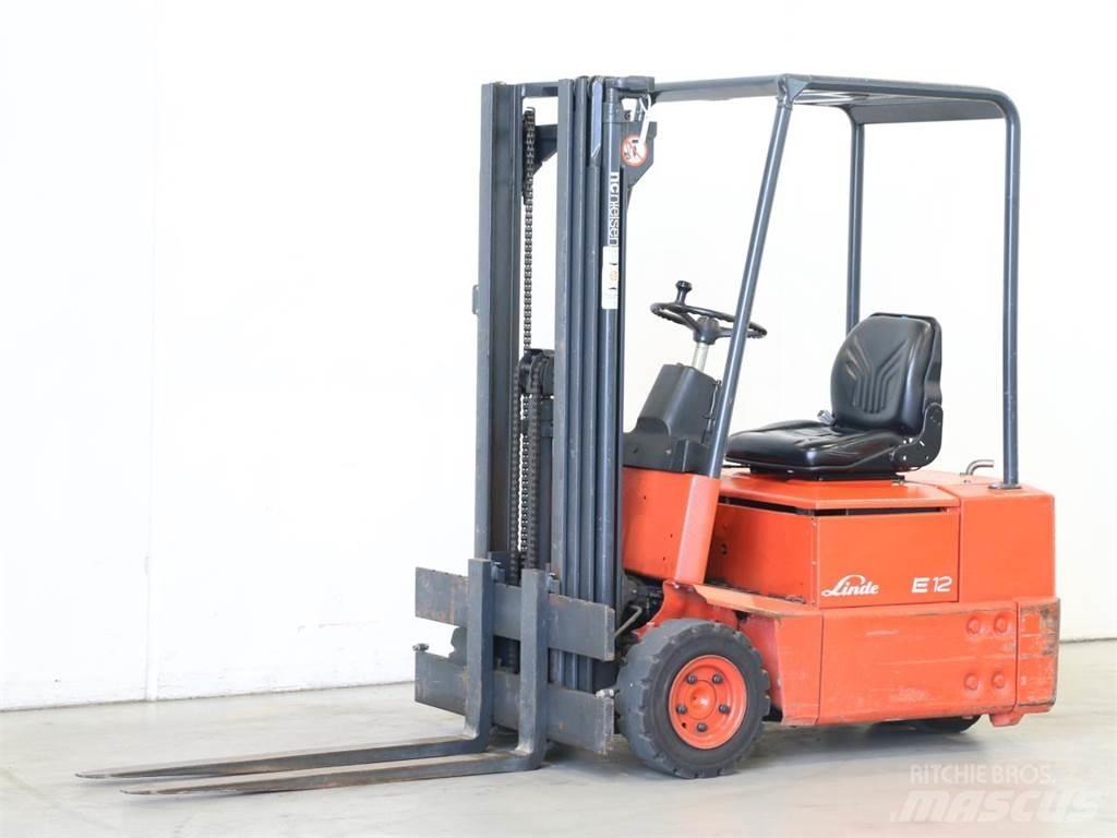 Linde E12/324 Electric Forklifts