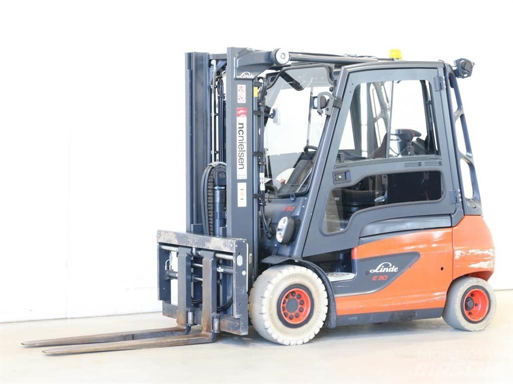 Linde E30/387 Electric Forklifts