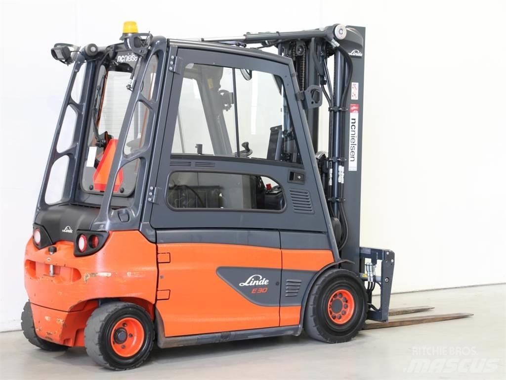 Linde E30L/387 Electric Forklifts