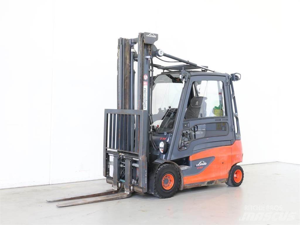 Linde E30L/387 Electric Forklifts