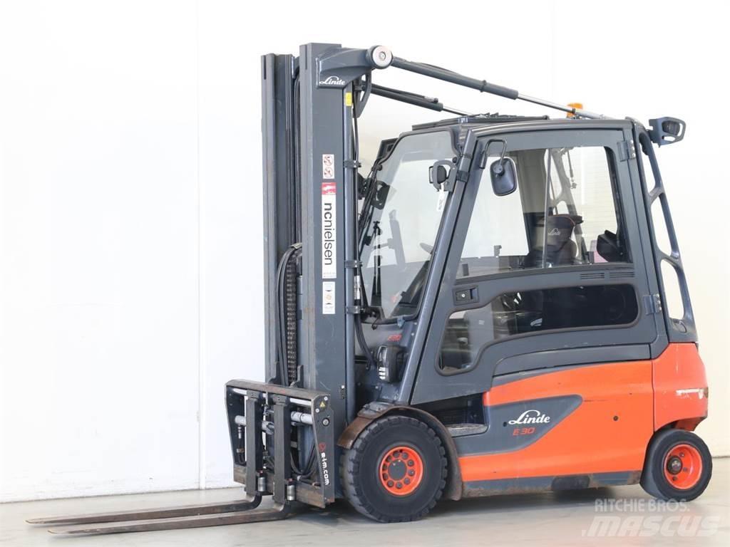 Linde E30L/387 Electric Forklifts