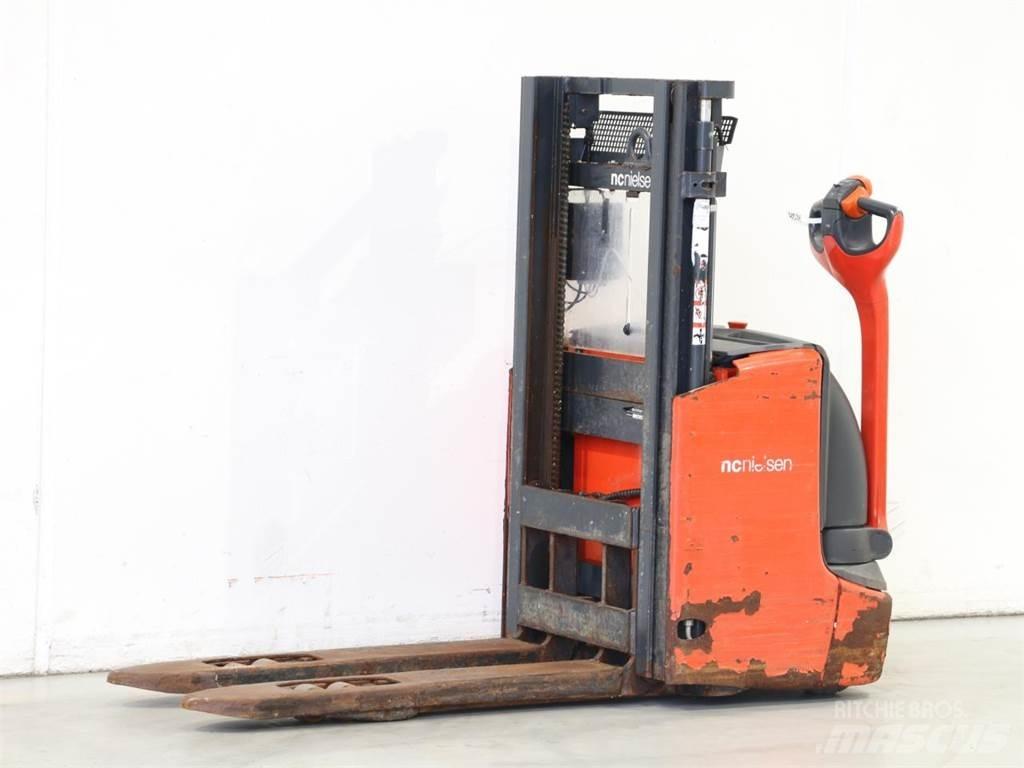 Linde L12I/1172 Pedestrian stacker