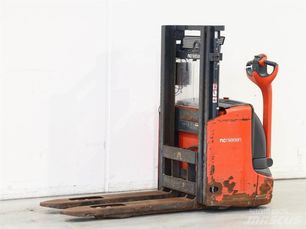 Linde L12I/1172 Pedestrian stacker