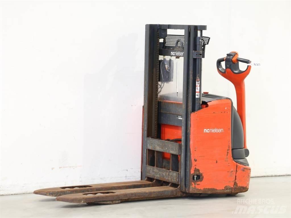 Linde L12I/1172 Pedestrian stacker