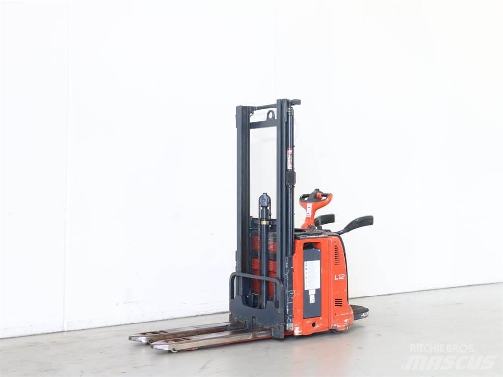 Linde L12LAP/133 Pedestrian stacker