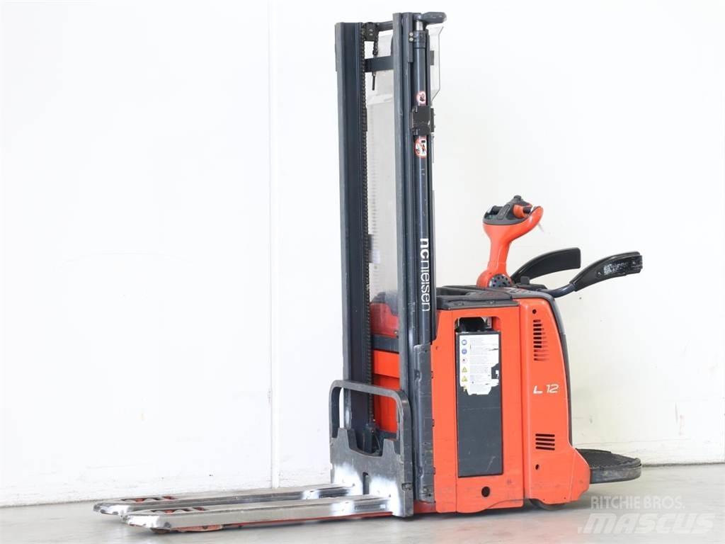 Linde L12LAP/133 Pedestrian stacker