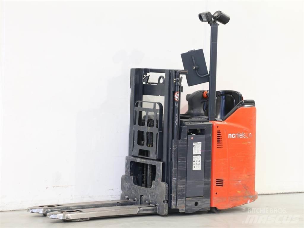 Linde L12LSP/133 Pedestrian stacker