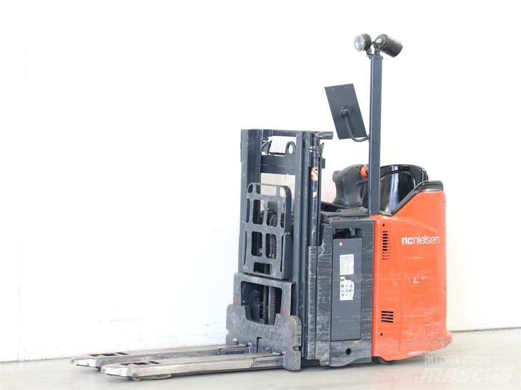 Linde L12LSP/133 Pedestrian stacker