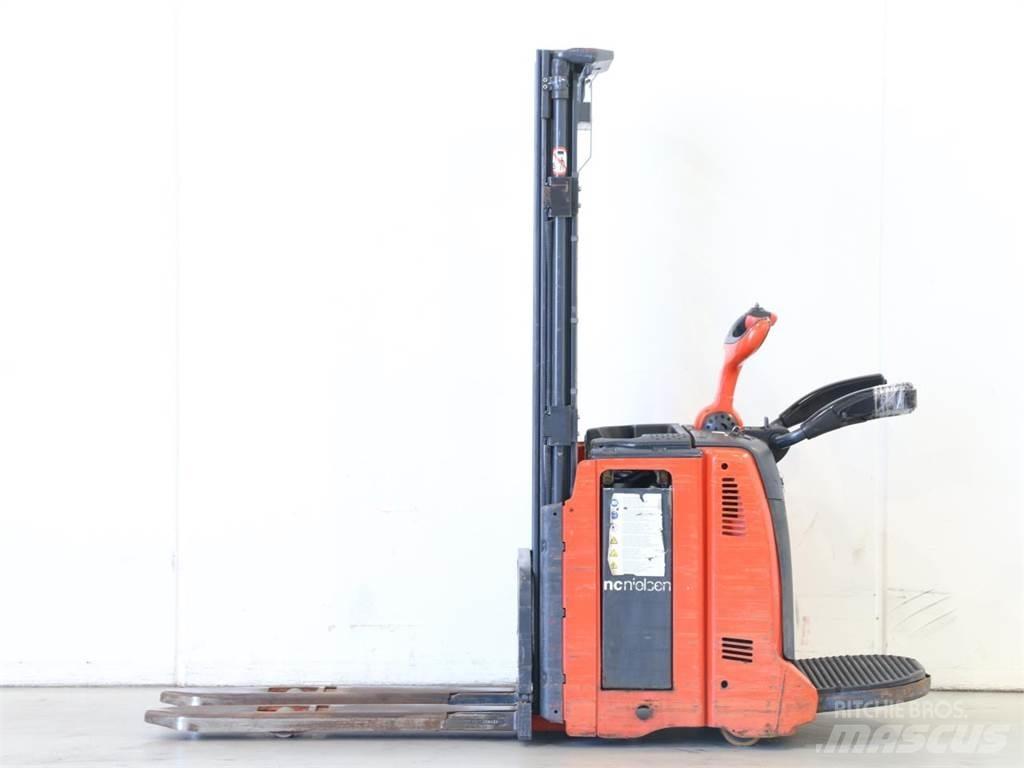 Linde L14AP/133 Pedestrian stacker