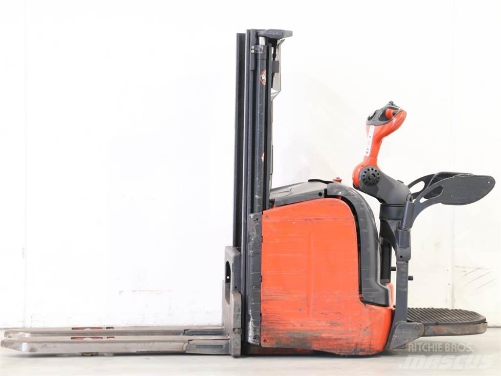 Linde L14AP/372 Pedestrian stacker