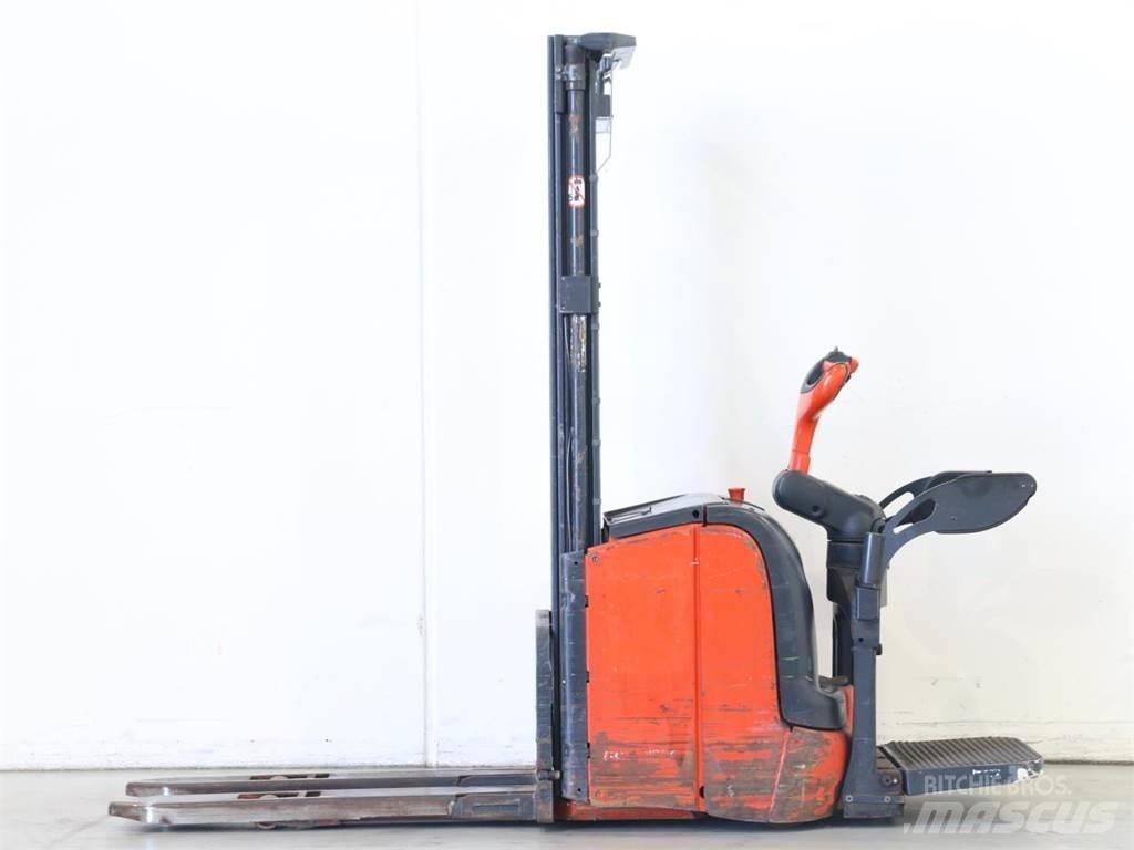 Linde L14API/372 Pedestrian stacker